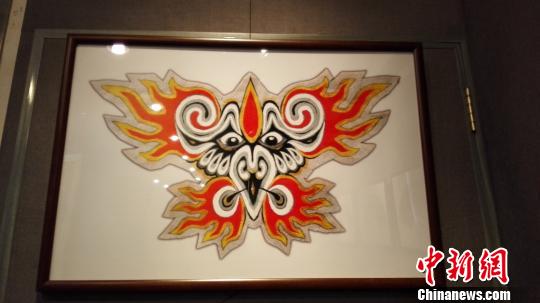 3月5日,京剧舞台脸谱艺术人才培养活动在沈阳师范大学星河剧场举行开班仪式。图为京剧脸谱展。