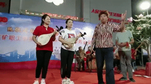 44ca6689d2c1551679c62ced10a6eadc (6).gif 图片