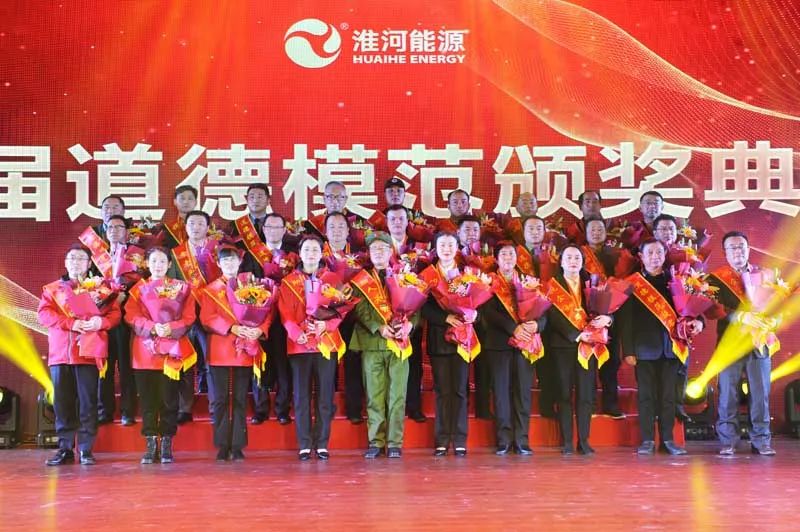 bf1246f686b84b0295e2ca48c84bf761.jpg bf1246f686b84b0295e2ca48c84bf761.jpg