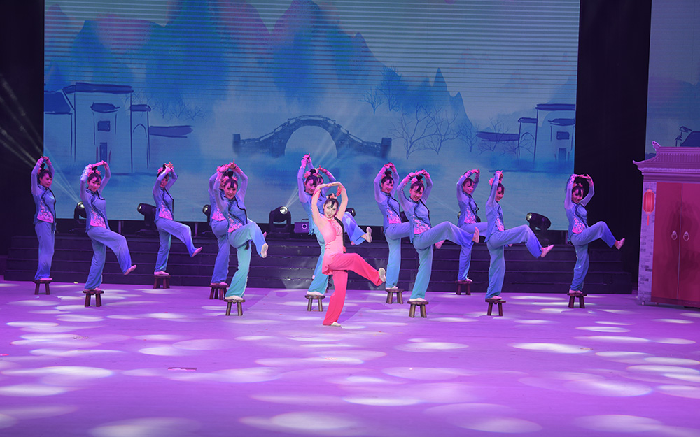 70e28b5ab0b146d28338a485c578a5dd.jpg 70e28b5ab0b146d28338a485c578a5dd.jpg